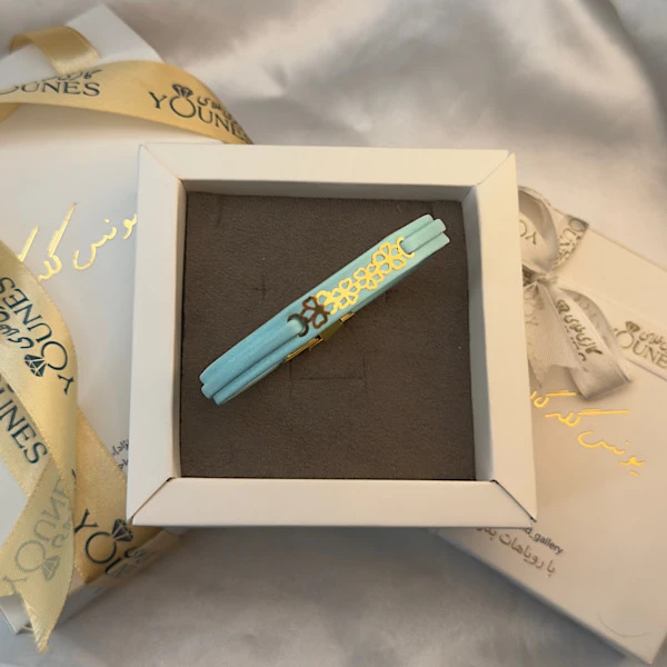 تصویر دوم دستبند طلا زنانه چرم گل L555